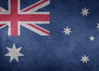 Australia forecasts over 800,0