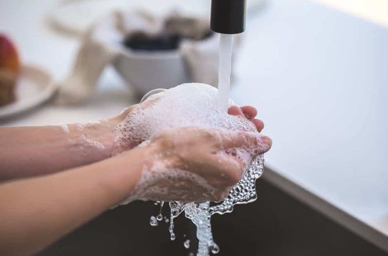 washing hands hygiene
