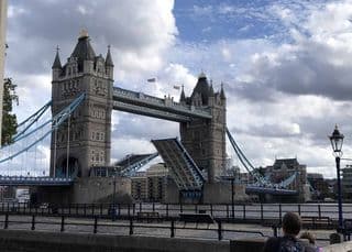 London’s famous Tower Bridge l