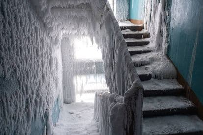 Photographer Captures Incredible Images Of Frozen Russian Apartments In Europe’s Coldest City