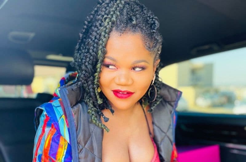 Busiswa offers reward for stolen songs