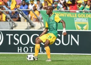 Mamelodi Sundowns Pirates interested in Sibisi from Arrows