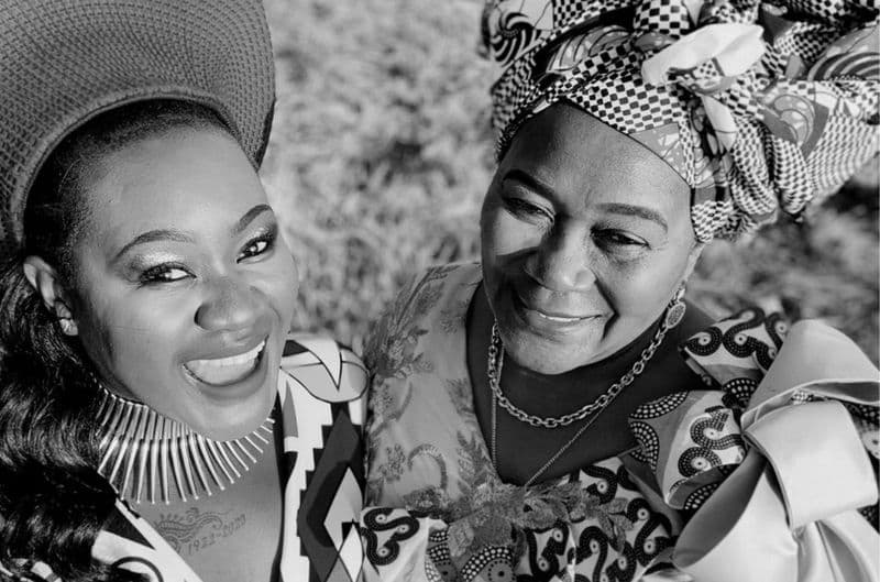 (right) Actress Connie Chiueme with her daughter (left) Nothando Mabuza
