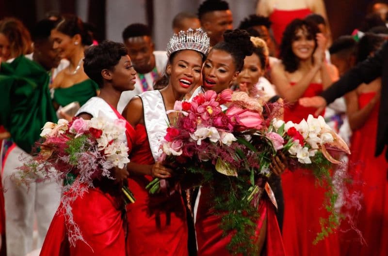 GALLERY | Miss SA 2021: Red ca