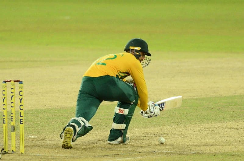 Quinton de Kock knee political Cricket SA