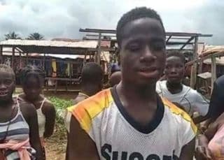 Liberian teen who returned $50