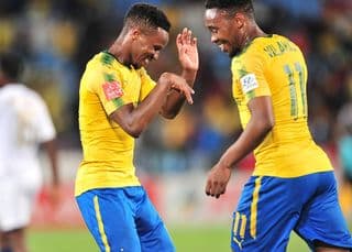 Sibusiso Vilakazi celebrates goal with Themba Zwane of Mamelodi Sundowns during the Absa Premiership 2017/18 football match between Mamelodi Sundowns and Bidvest Wits at Loftus Stadium, Pretoria on 14 April 2018