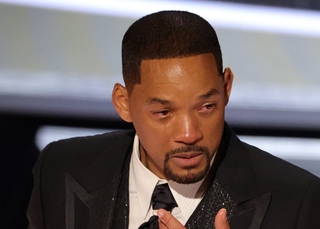 Will Smith refuses The Academy order news in a minute video